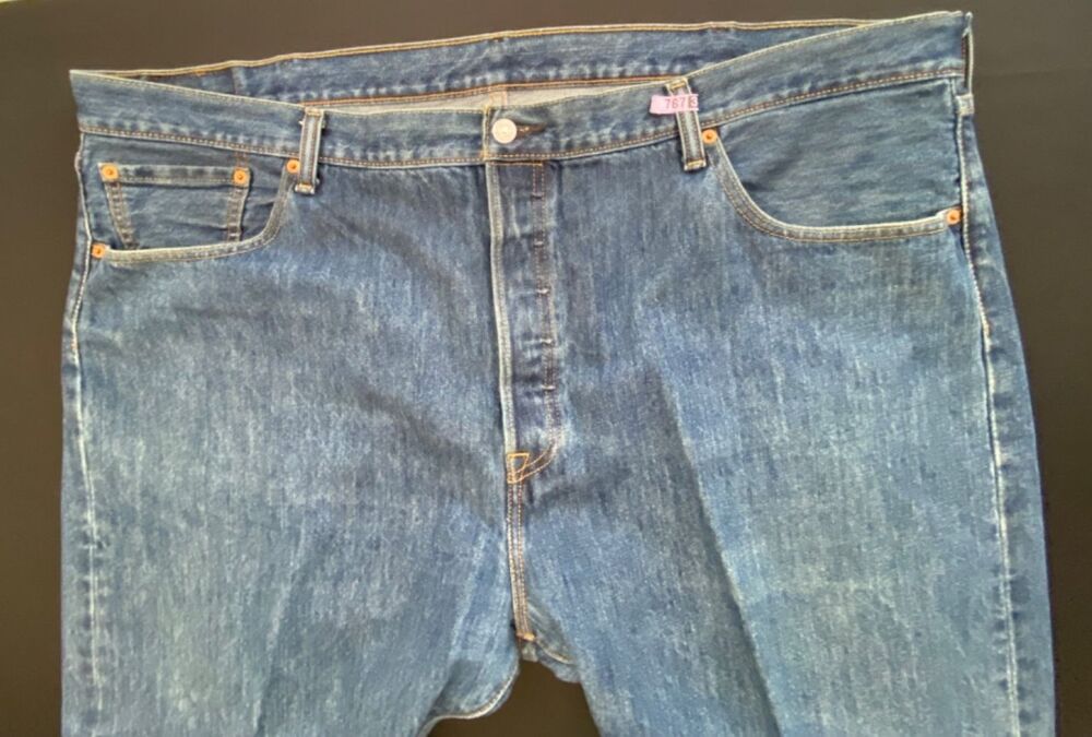 Levis 501 Regular Fit Straight Leg Blue Jeans Mens 46X30 Red Tab 5 Pocket Denim - Picture 4 of 12